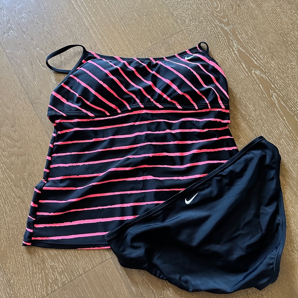 Nike Black and Pink Swim Set